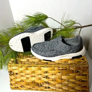 OrthoComfort Orthopedic Casual Deck Loafers for heel and foot pain relief Size 6